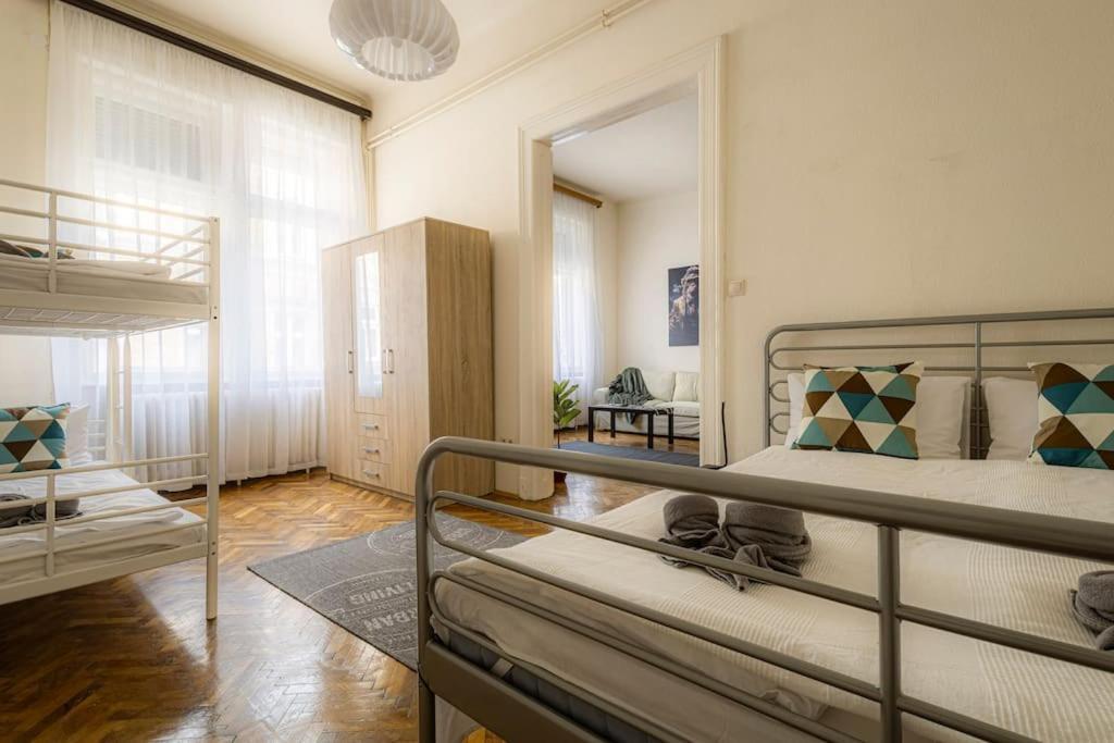 Gentleman Apartment 布达佩斯 外观 照片